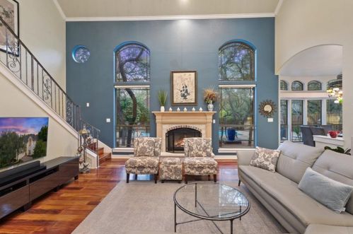 205 Champion Dr, Austin TX  78734-5103 exterior