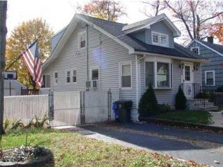 96 Furman Blvd, Keyport, NJ 07735-6004