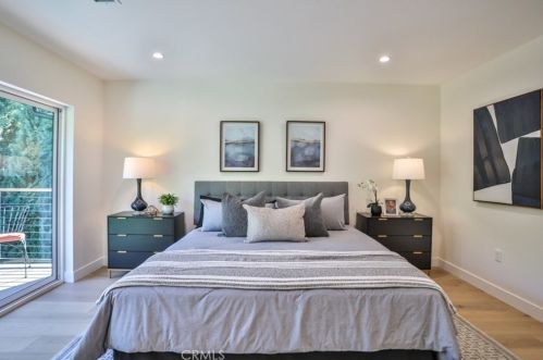 5810 Mammoth Ave, Van Nuys CA  91401-4419 exterior
