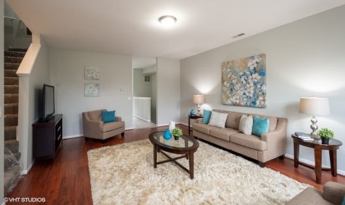 740 Kedzie Ave, Chicago, IL 60612-3367