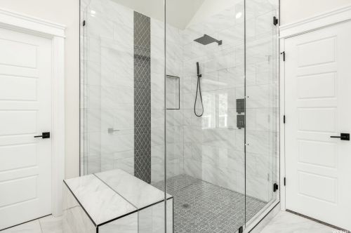 8851 Willow Grn Dr, Sandy UT 84093-2056 exterior