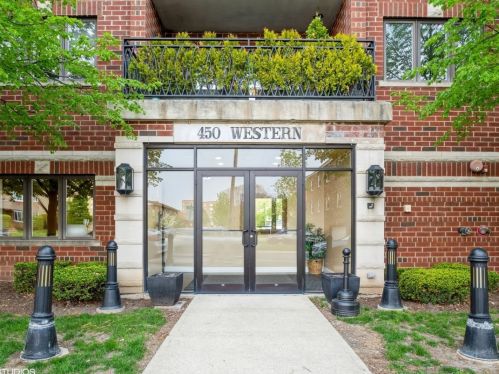 450 Western Ave, Des Plaines, IL 60016-9114
