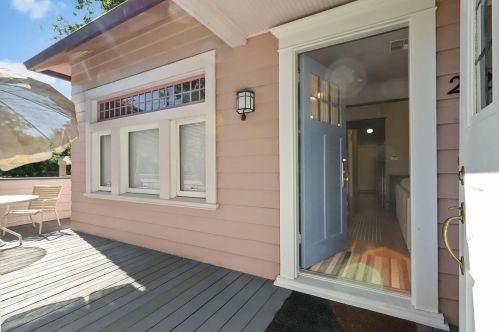 22 Flora St, Stockton, CA 95202-1606