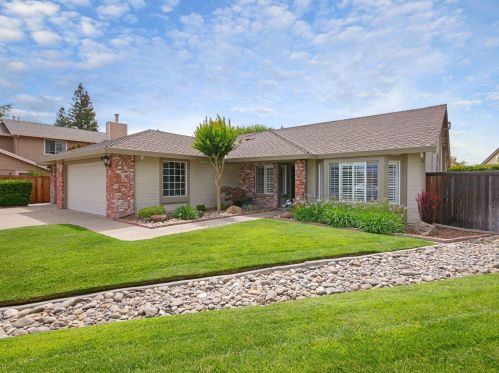 9254 Ellery Pl, Elk Grove, CA 95624-3527