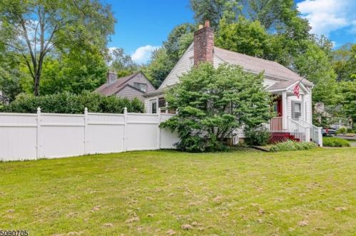 100 Diamond Hill Rd, Berkeley Heights, NJ 07922-2103