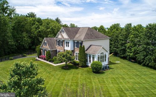 17205 Dewpoint Pl, Hamilton VA  20158-9741 exterior