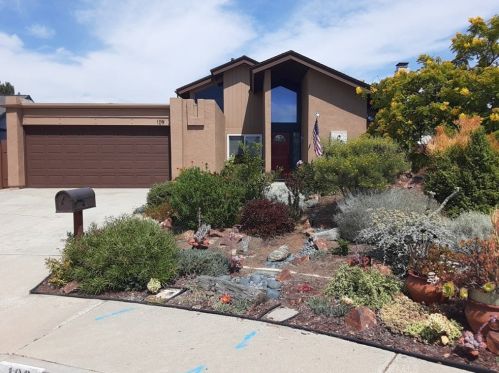 109 Smart Ct, Encinitas, CA 92024-2934