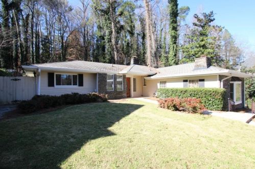 4104 Ivy Rd, Atlanta GA  30342-3912 exterior