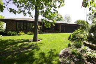 8633 Summerset Dr, Belvidere, IL 61008-7720