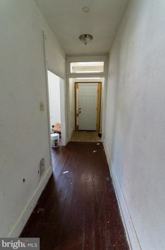 1630 Dyre St, Philadelphia, PA 19124-1335