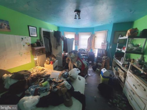 242 4 St, Bangor PA 18013-1816 exterior