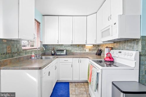 2416 Eccleston St, Silver Spring MD 20902-4830 exterior