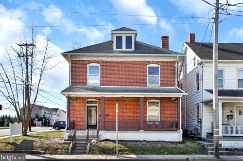 819 York St, Hanover PA  17331-3433 exterior