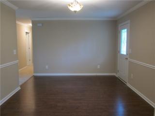 1129 Ramblewood Dr, Marietta GA  30066-5530 exterior