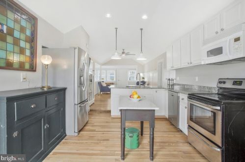 4726 Idlewilde Rd, Shady Side MD  20764-9766 exterior