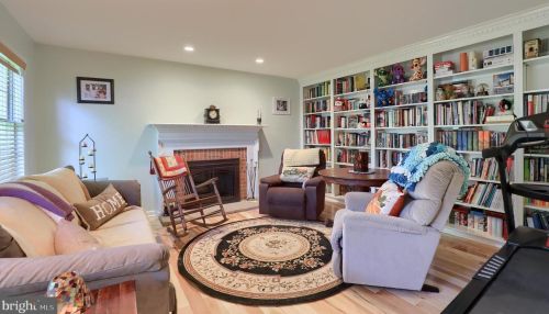 131 Bentley Ln, Lancaster PA  17603-6203 exterior