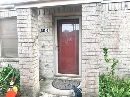 811 Buchta Rd, Angleton, TX 77515-3764
