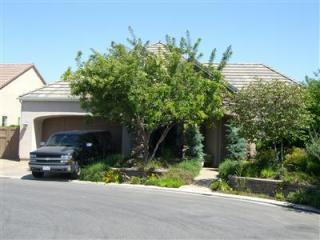 11 Serena Ave, Clovis, CA 93619-7599