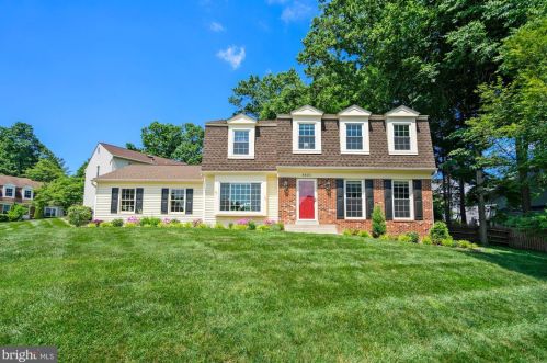 8810 Shadowlake Way, Springfield, VA 22153-2120
