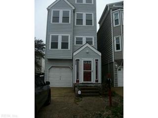 825 Ocean View Ave, Norfolk VA  23503-1311 exterior