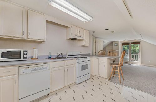 2071 61 Ave, Hobart IN 46342-6517 exterior