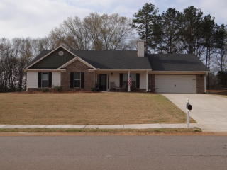 1929 Paynes Pt, Winder, GA 30680-3263