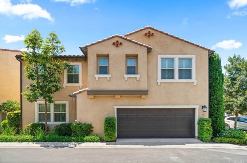 155 Pathway, Irvine CA  92618-8846 exterior