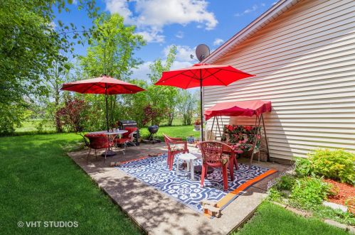 3 Purchase Ct, Lemont IL  60440-1317 exterior