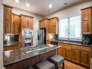 254 Monroe St, Denver CO  80206-5506 exterior