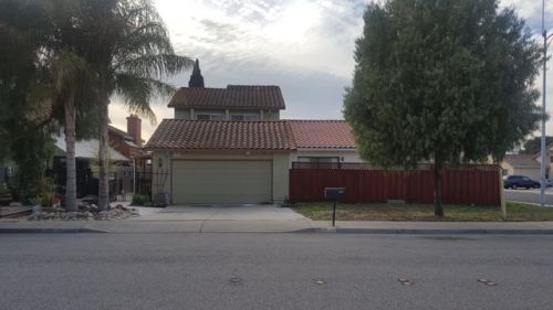 1009 Matterhorn Ct, Milpitas, CA 95035-6929