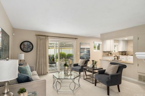 1141 Huntridge Rd, Santa Ana, CA 92705-2900