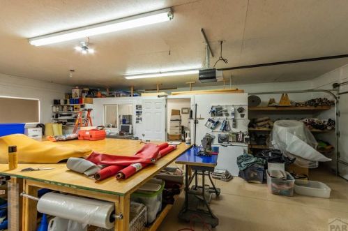 381 Conquistador Ave, Pueblo CO 81007-3650 exterior