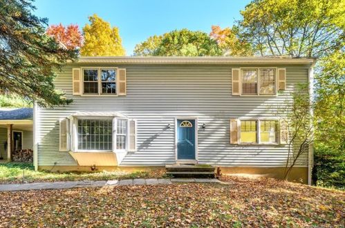 22 Murray St, Norwalk, CT 06851-3317