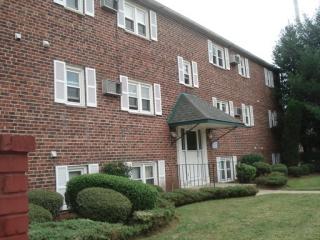 13661 Philmont Ave, Philadelphia PA  19116-1181 exterior