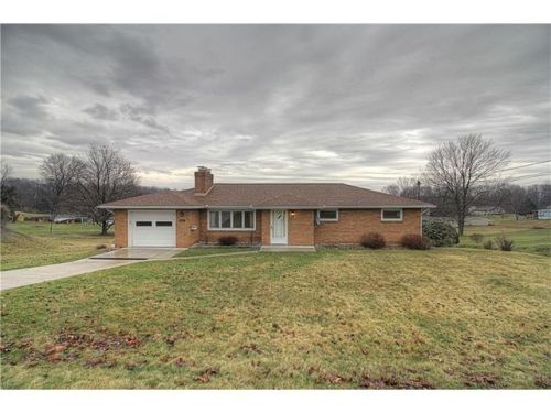 133 Wall St, Rochester, PA 15074-2628