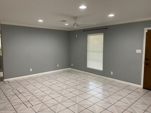 3209 Carol Ann Dr, Austin TX  78723-2738 exterior