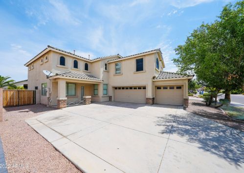 4818 Samantha Way, Laveen, AZ 85339-2143