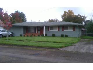 704 Willamette St, Newberg, OR 97132-3637