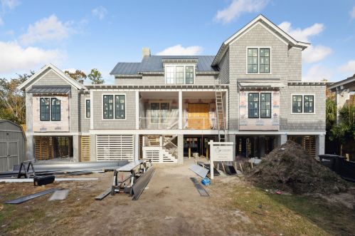 924 Pitt St, Mount Pleasant, SC 29464-5087