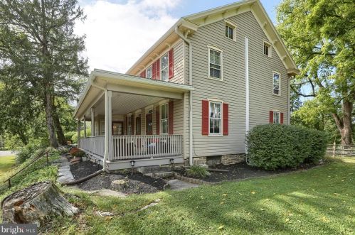 8110 Jonestown Rd, Harrisburg, PA 17112-9714