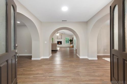34020 Madera De Playa, Temecula, CA 92592-9277