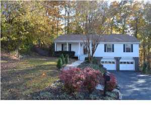 435 Sandalwood Dr, Hixson, TN 37343-2183