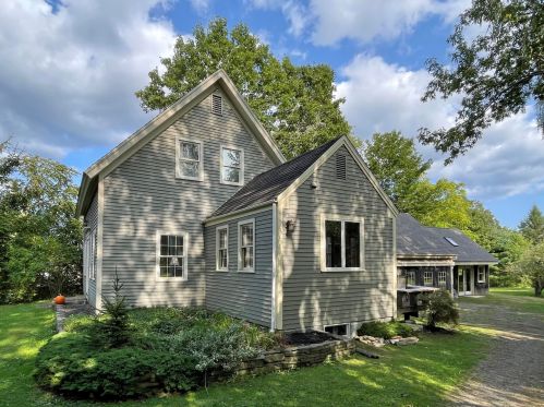 16 Brooklyn Hts Rd, Thomaston, ME 04861-3515
