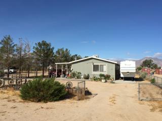 1037 Calvert Blvd, Ridgecrest, CA 93555-7816