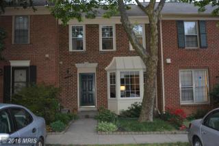 10490 Malone Ct, Fairfax, VA 22032-2384