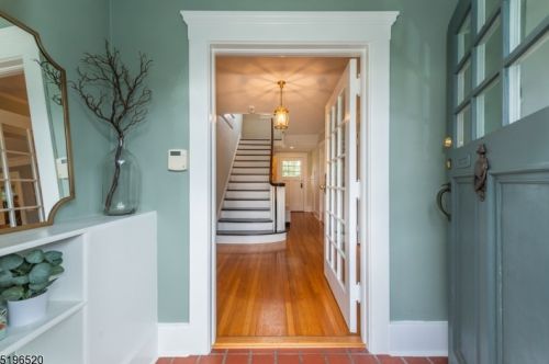 19 Waterbury Rd, Montclair, NJ 07043-1713