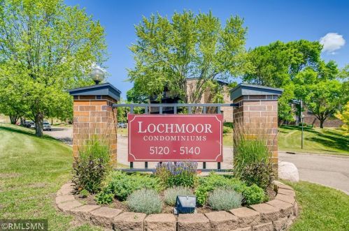 5140 102nd St, Minneapolis MN  55437-2507 exterior