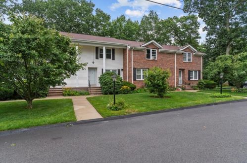 113 Forestwood Dr, Providence, RI 02904-3873
