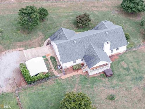 105 Harris Dr, Locust Grove, GA 30248-2611