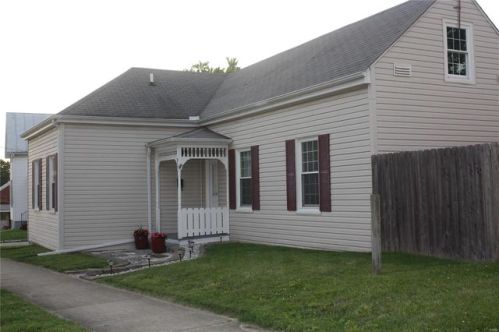 317 Mill St, Foster Pond, IL 62298-1522